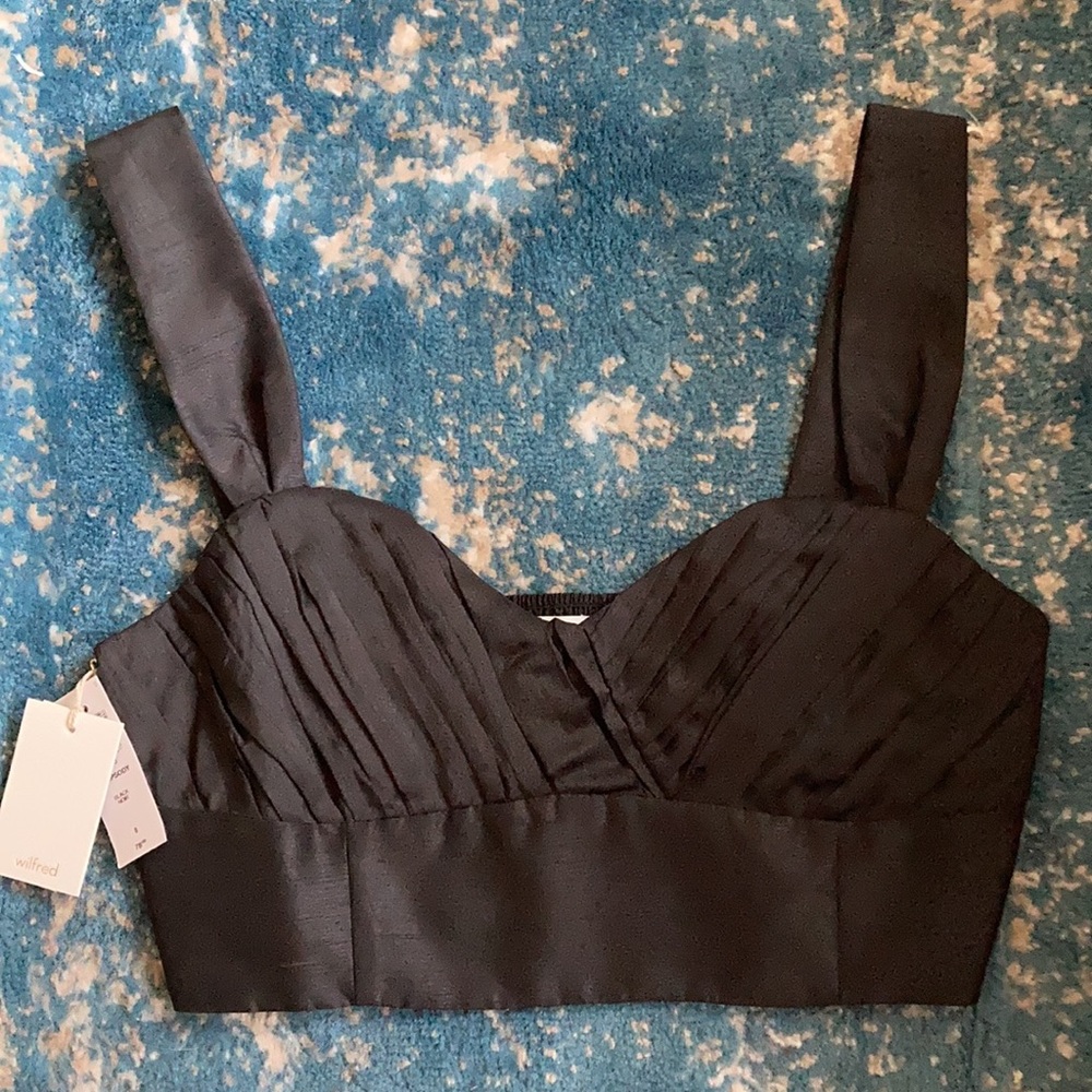 Aritzia Wilfred Cropped black tank